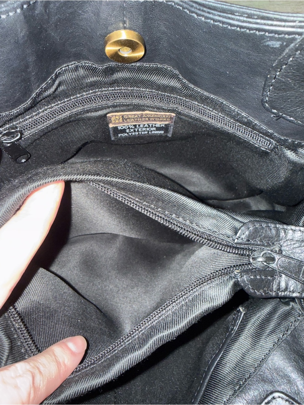 Vintage Black Croc-Embossed Leather Grunge Utility Shoulder Bag - Picture 12 of 16